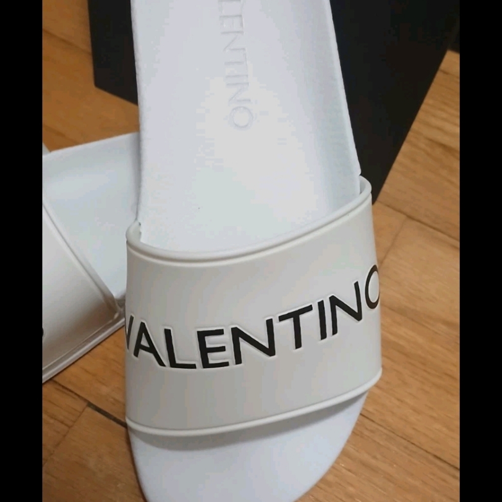 New Valentino Sandals Rubber Pool Flip Flop - Picture 7 of 8